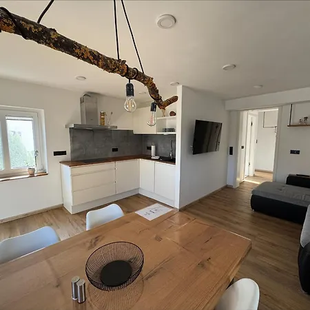Apartment Am Biohof Mengkofen